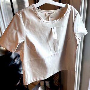 🔥Anthropologie White Vegan Leather Tee -Size M
